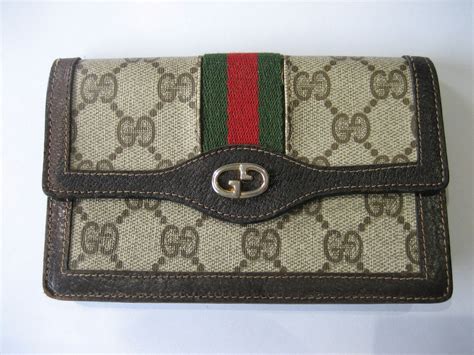 grey and red and green gucci wallet|green Gucci wallet review.